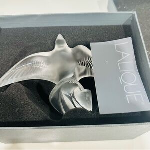 Lalique France Martinet Siffleur Crystal Swallow Bird Figurine w/ Box
